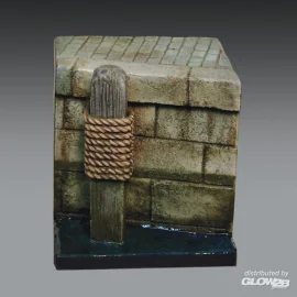 Stone dock section (1/35-32 scale) 