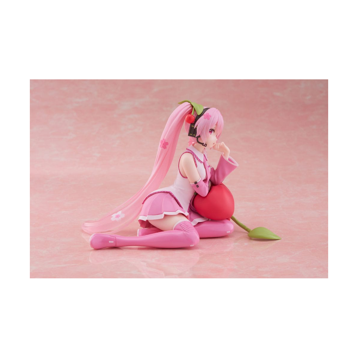 Hatsune Miku - Desktop Cute Figure Sakura Miku Cherry Cushion Ver. 13cm
