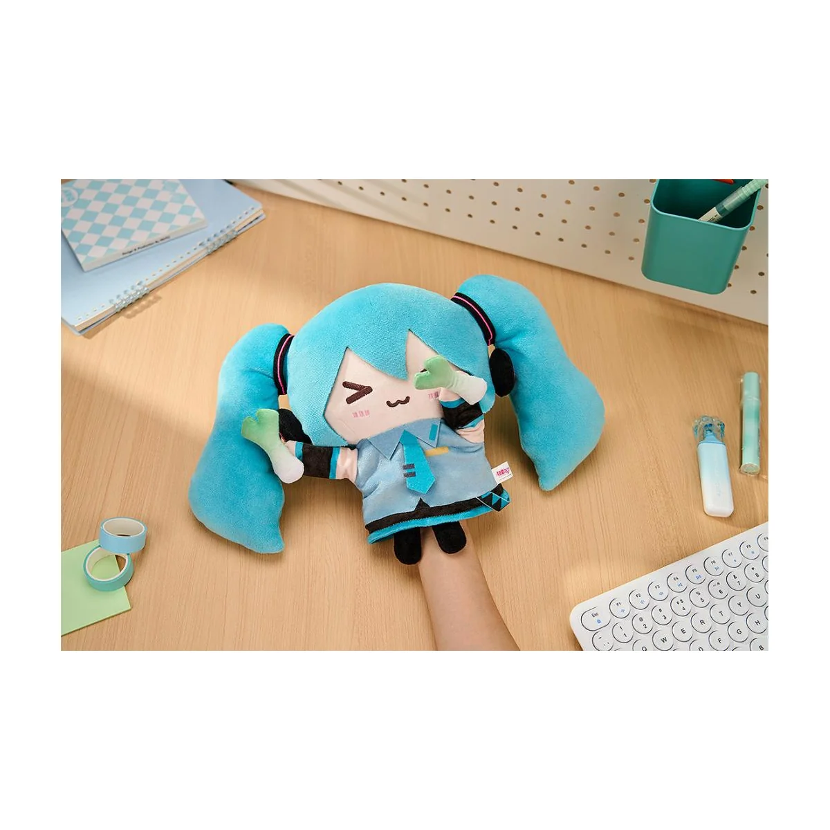 HATSUNE MIKU - Puppet 25x35cm