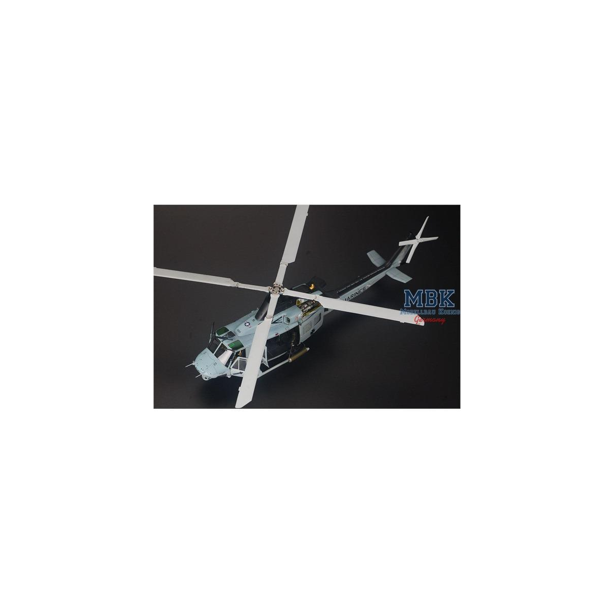 Model kit Bell UH-1Y 'Venom' 1:48 Kitty Hawk with 1001hobbies