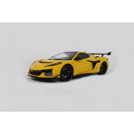 CHEVROLET CORVETTE C8 ZR1 YELLOW 2025 1/18 
