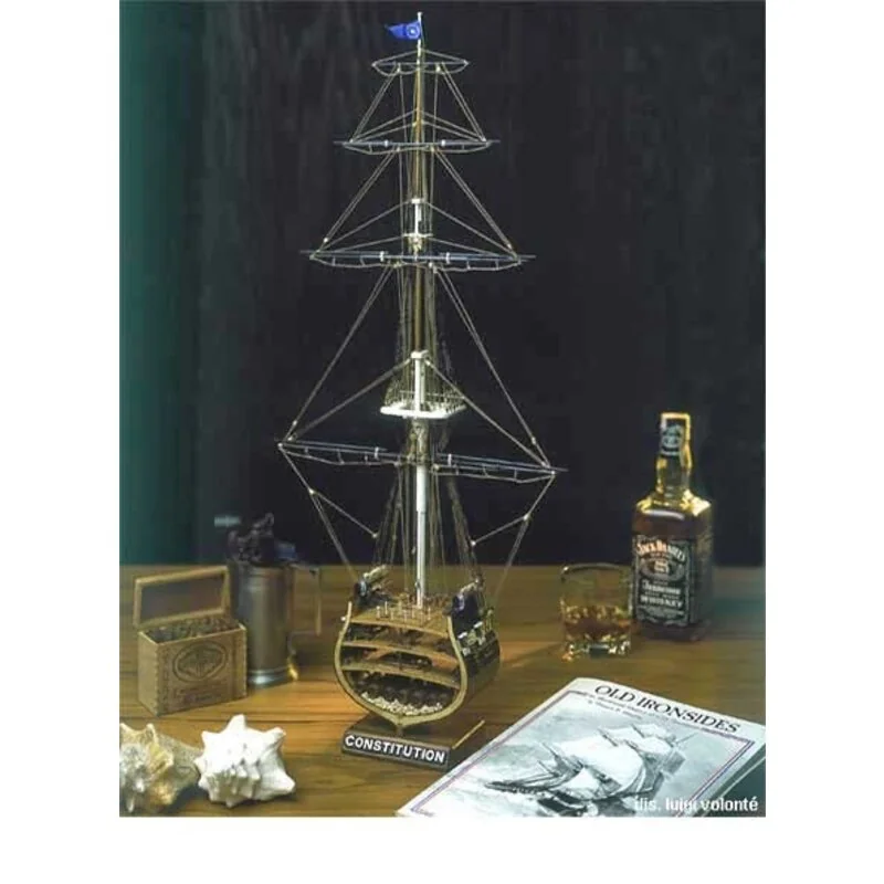 Coupe U.S.S. Constitution